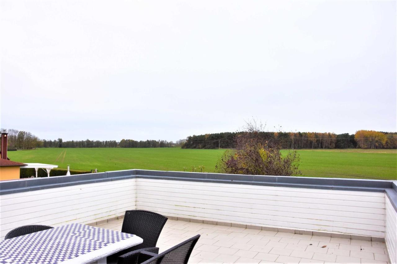 Ferienhaus Bannemin Apartment Bagian luar foto